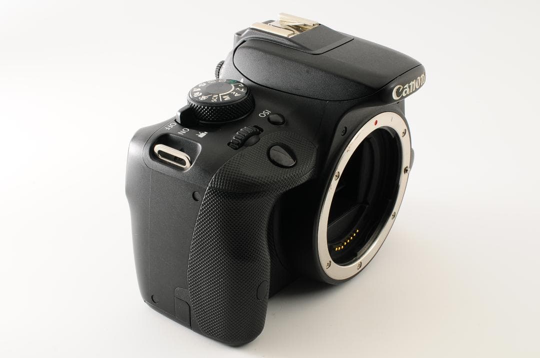 デジタルカメラ Canon EOS kiss X7 18-55mm F3.5-5.6 IS