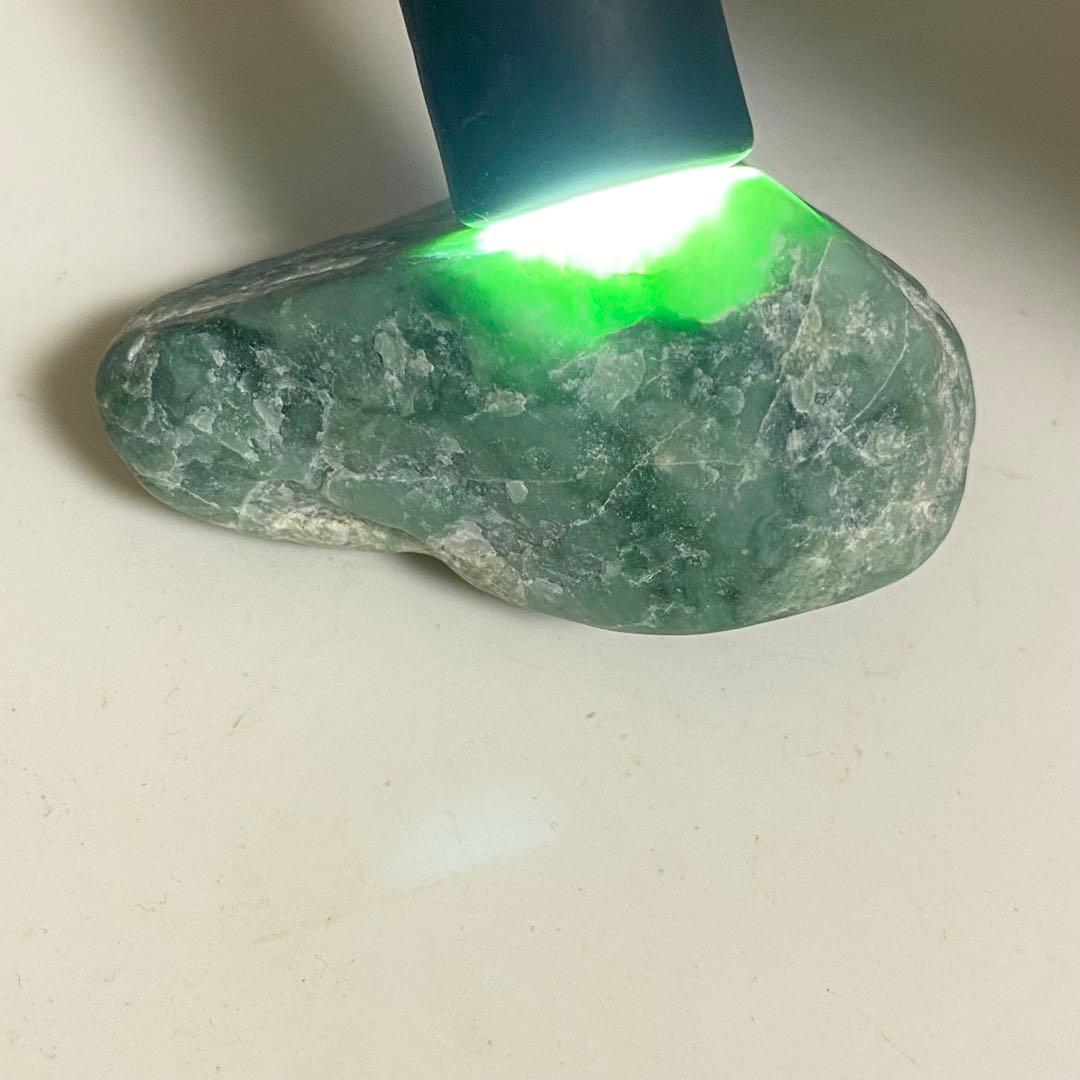 糸魚川翡翠 金山谷 濃緑 73.0g - メルカリ