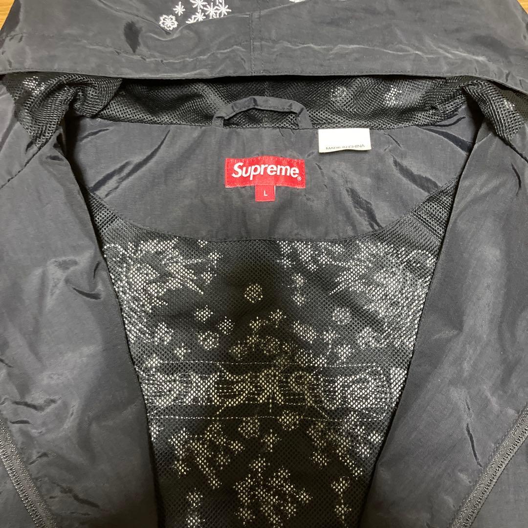 美品‼️ supreme aoi ナイロンジャケット ブラック - メルカリ