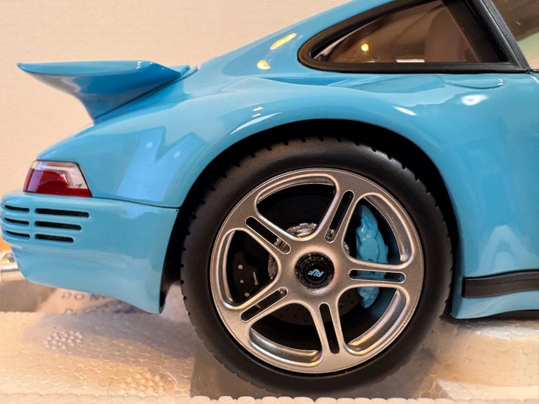 ALMOST REAL】限定504台 RUF CTR 2017 Blue - メルカリ