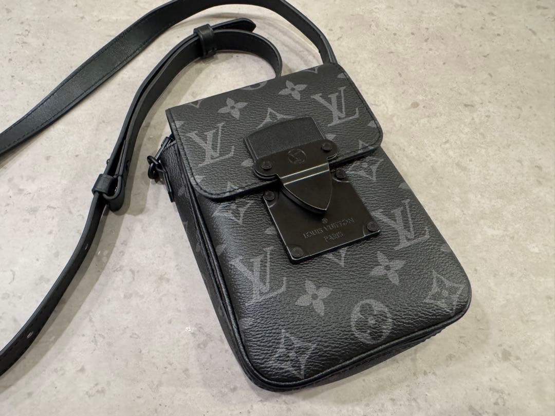 LOUIS VUITTON Sロック ヴェルティカル・ウェアラブル ウォレット ルイ・ヴィトン LOUIS VUITTON Sロック ヴェルティカル・ウェアラブル