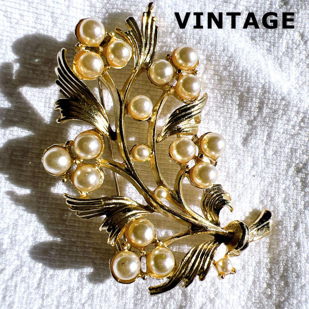 極美品】パールフラワー ブローチ ゴールド ヴィンテージ レトロ