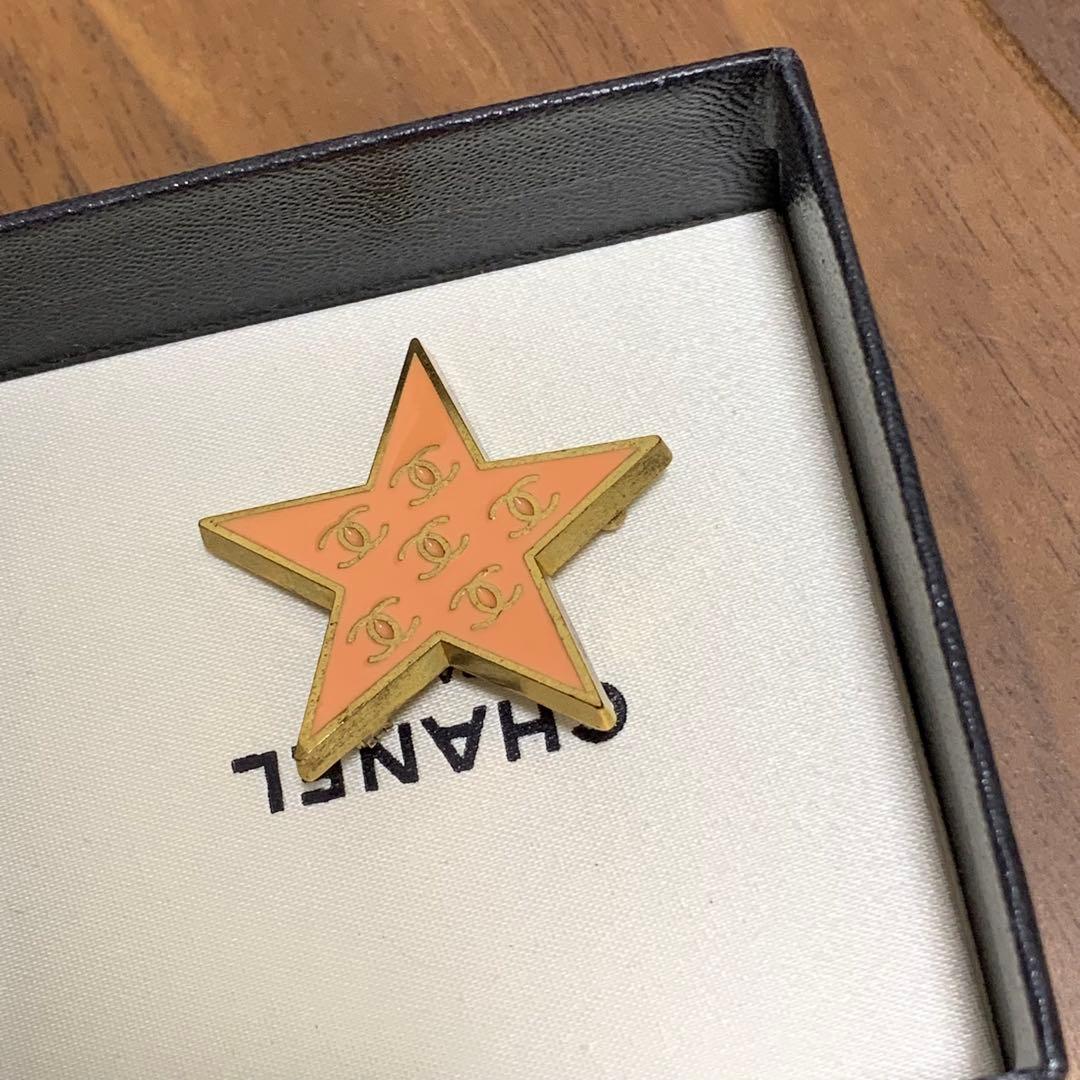 シャネル CCロゴ オレンジxゴールド スターブローチ 星型ブローチ
