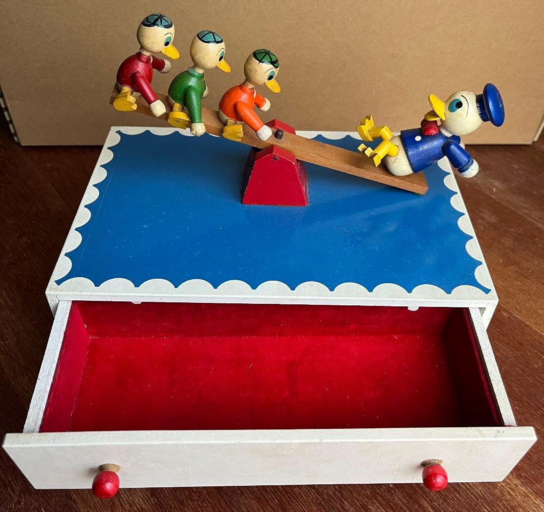 希少正規品！ウォルトディズニー 木製からくりオルゴール 引出し小物