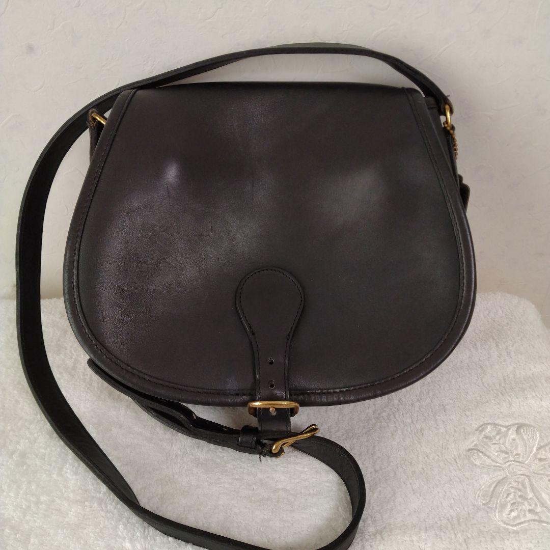 COACH 黒のレザー ハーフムーン型ショルダーバッグ COACH コーチ ハーフムーン2WAYショルダーバッグ ブラック