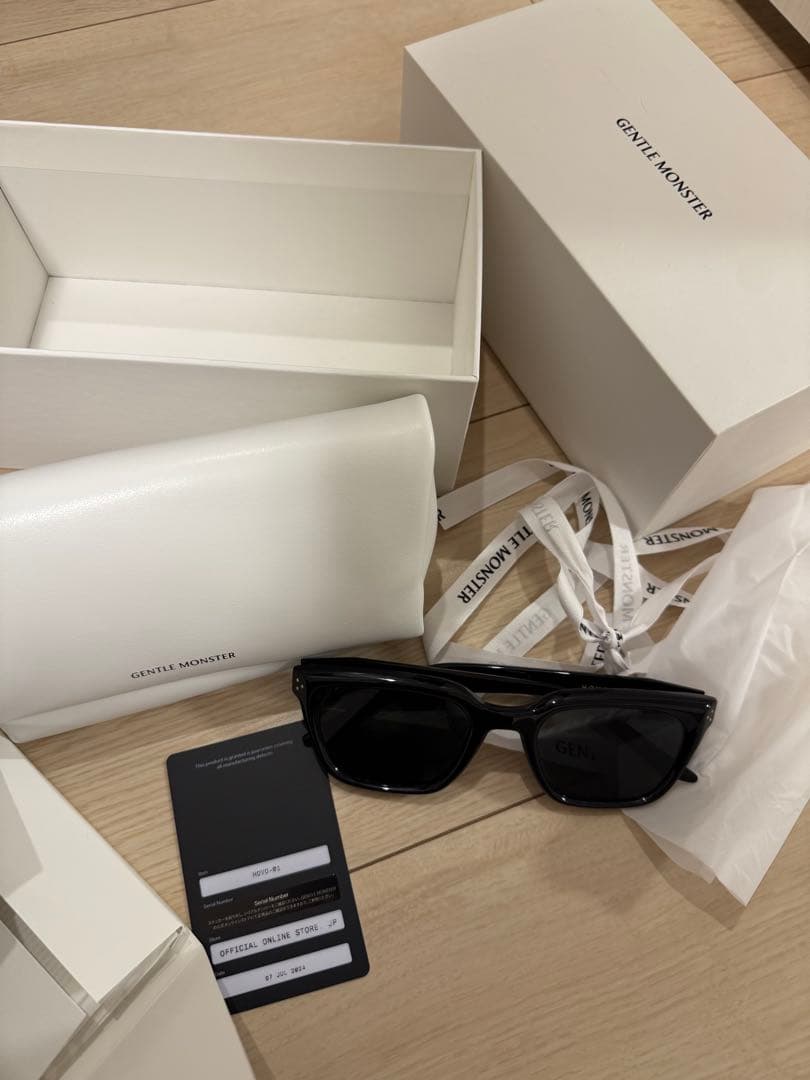 小物 GENTLE MONSTER HOVO Hovo 01 | Gentle Monster KR Official Site