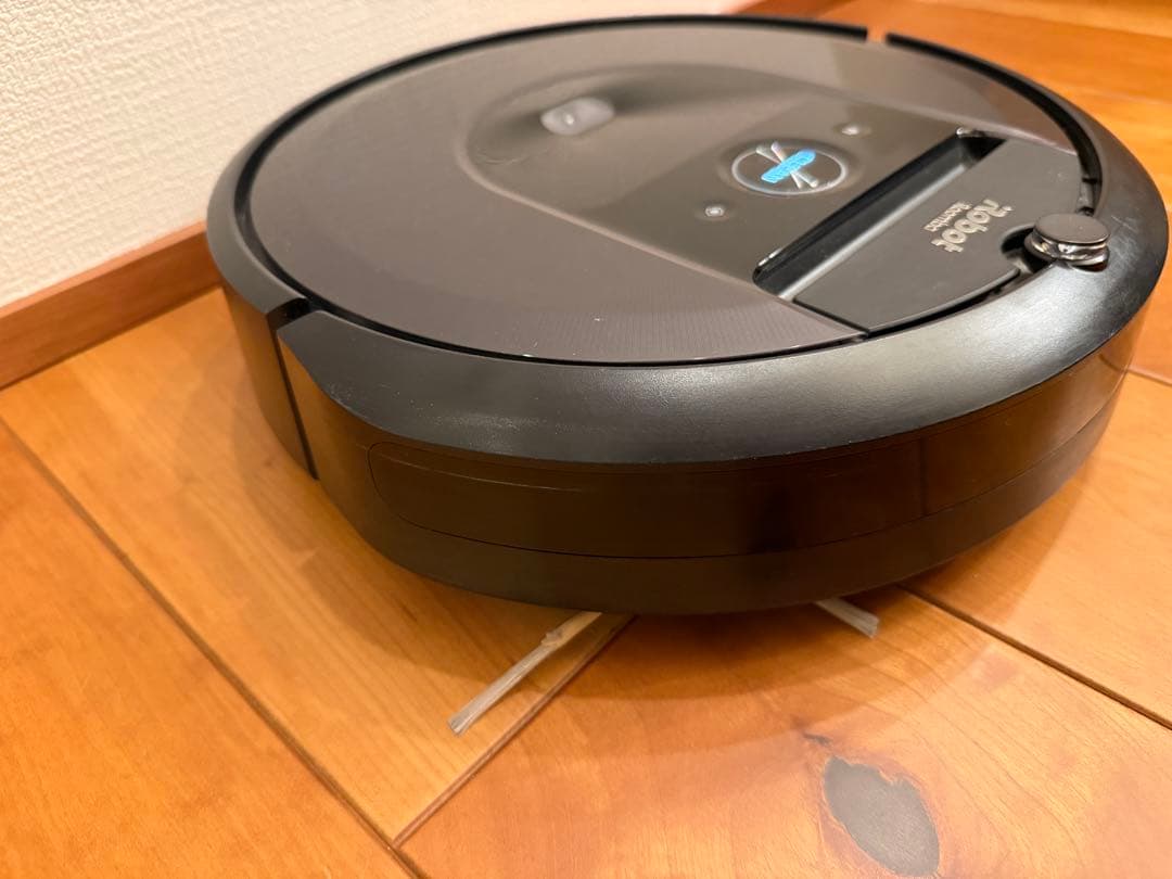 iRobot ルンバi7+（Roomba i7+）本体 クリーンベース 初期化済