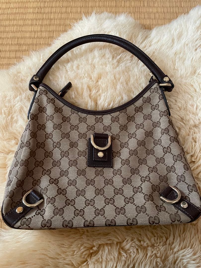 GUCCIグッチアビーラインGGキャンバスワンショルダーバッグ