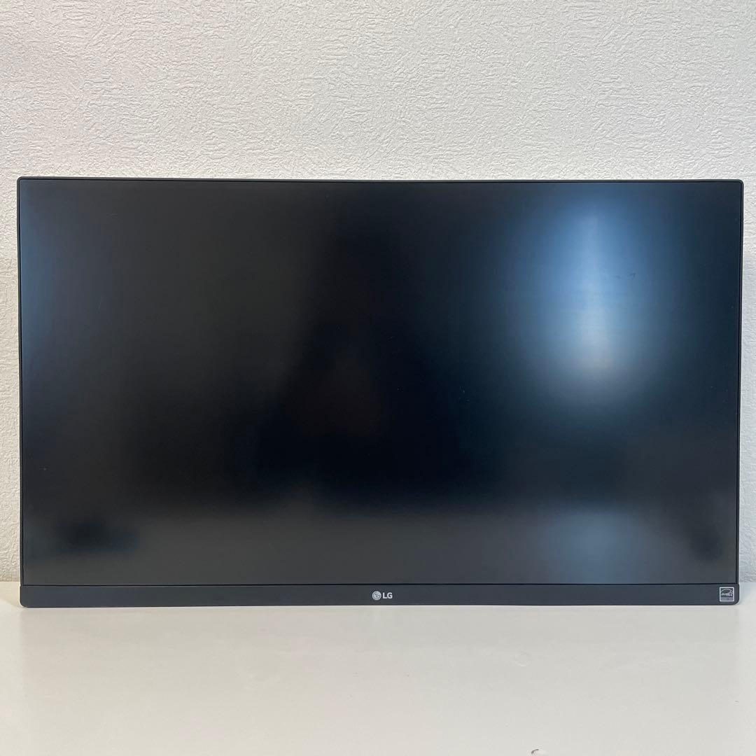 LG 27UP850N-W ホワイトディスプレイ 2022 Monitor IPS UHD 4K de 27'' cu VESA DisplayHDR™ 400 | LG România