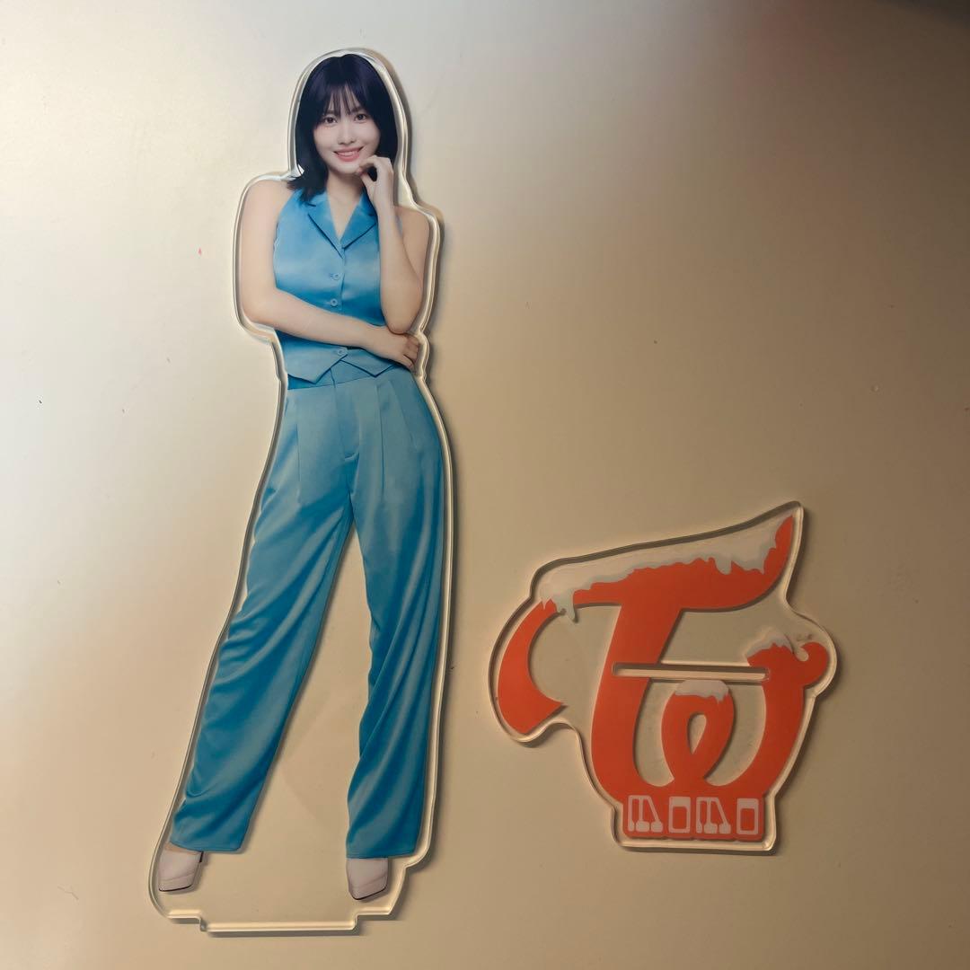 TWICE モモ アクリルスタンド - メルカリ