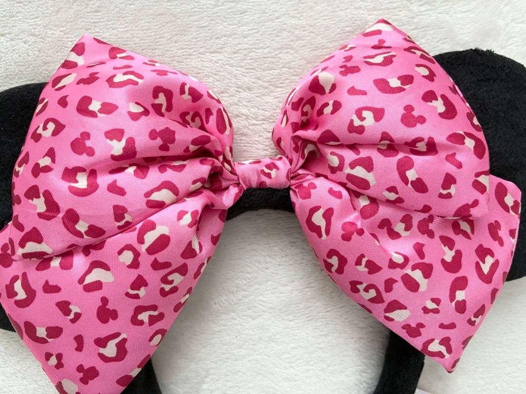 ディズニー ミニー☆ヒョウ柄 カチューシャ☆ピンク レトロ ヘアバンド