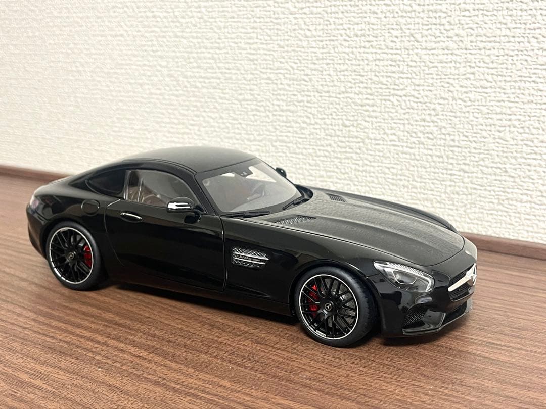 1/18 AUTOart メルセデス AMG GT S ブラック