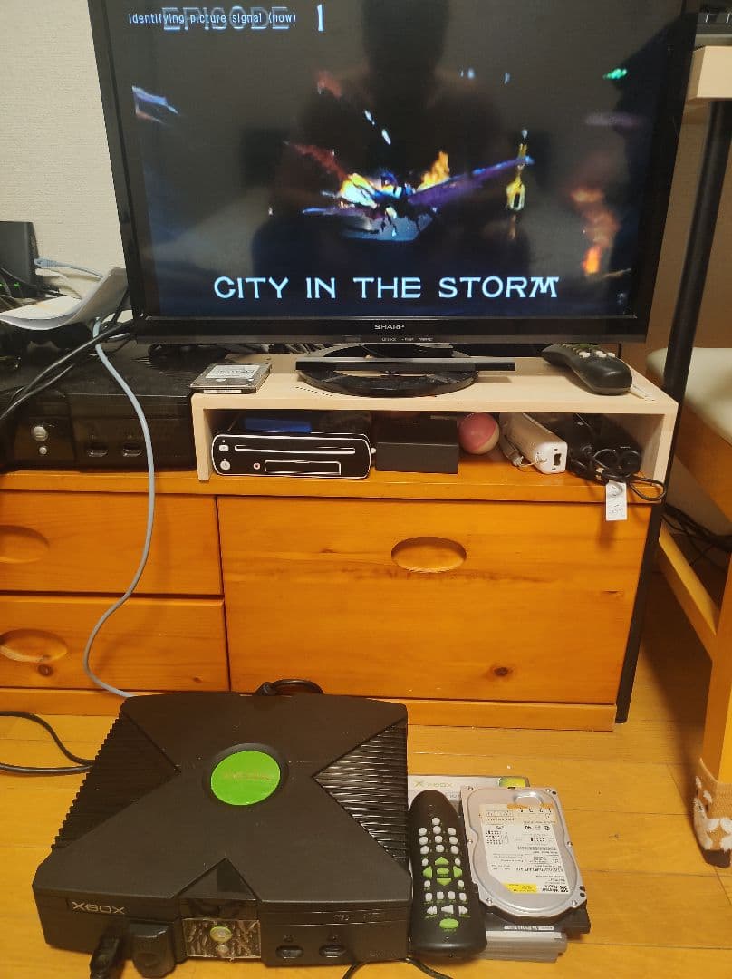XBOX初代化〜トムソンevox HDD1TB - ROCKY5+2xゲーム - メルカリ