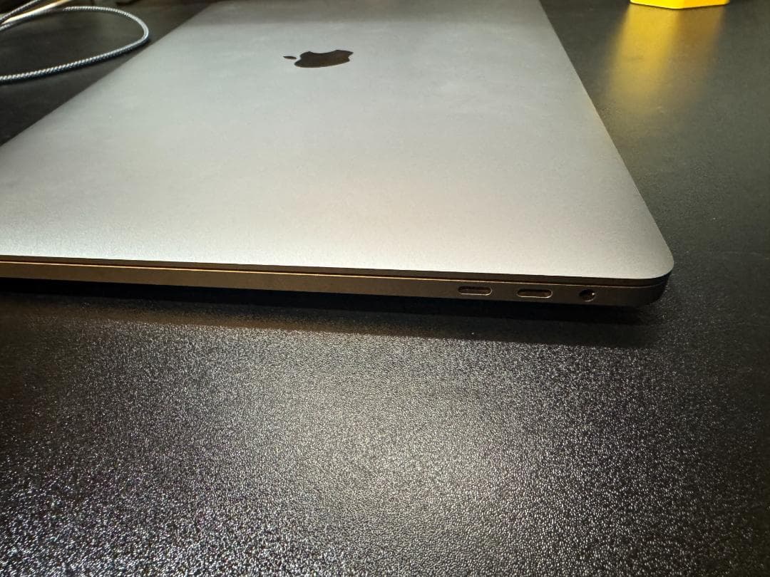 MacBook Pro 16 2019 Core i9_1TB/充放電239回 - メルカリ