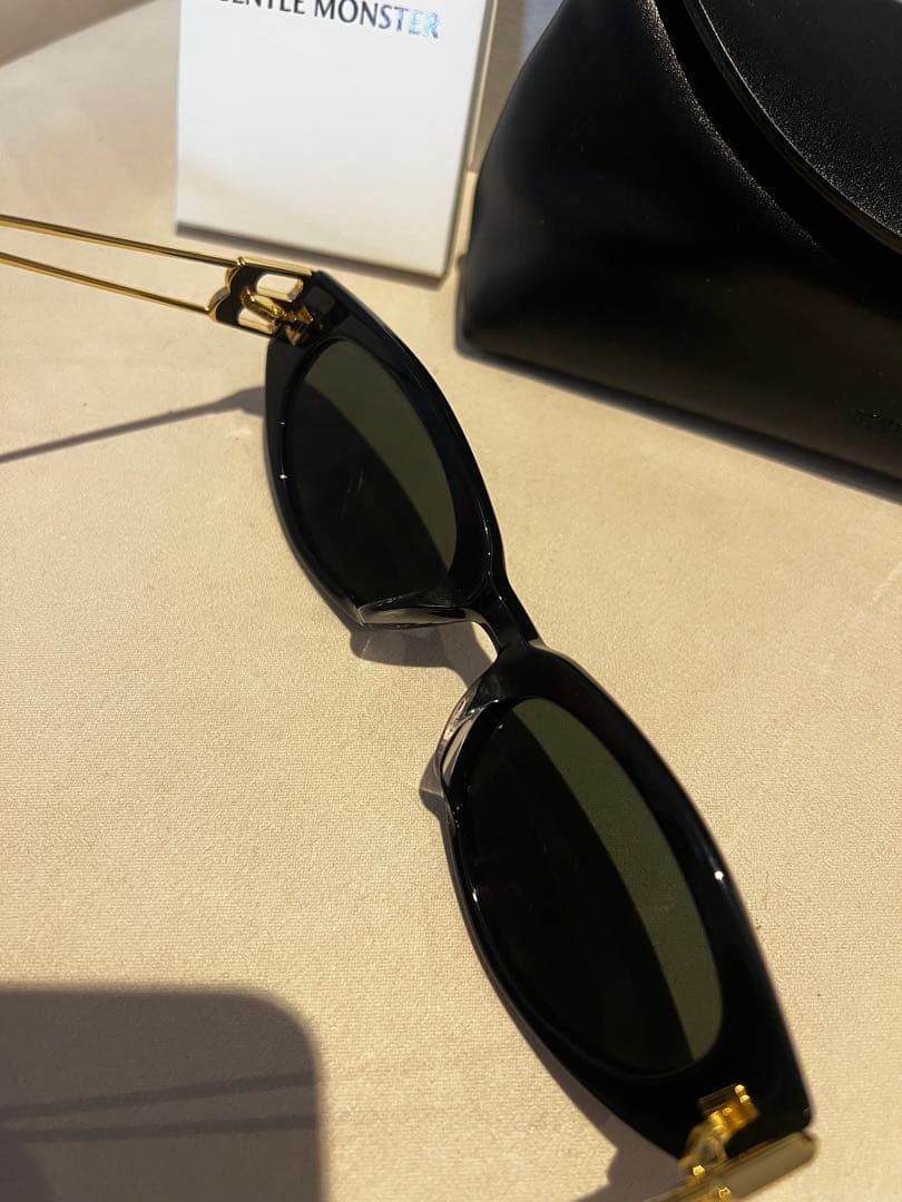 保証書付】ジェントルモンスター サングラス Kunst 01GD - メルカリ
