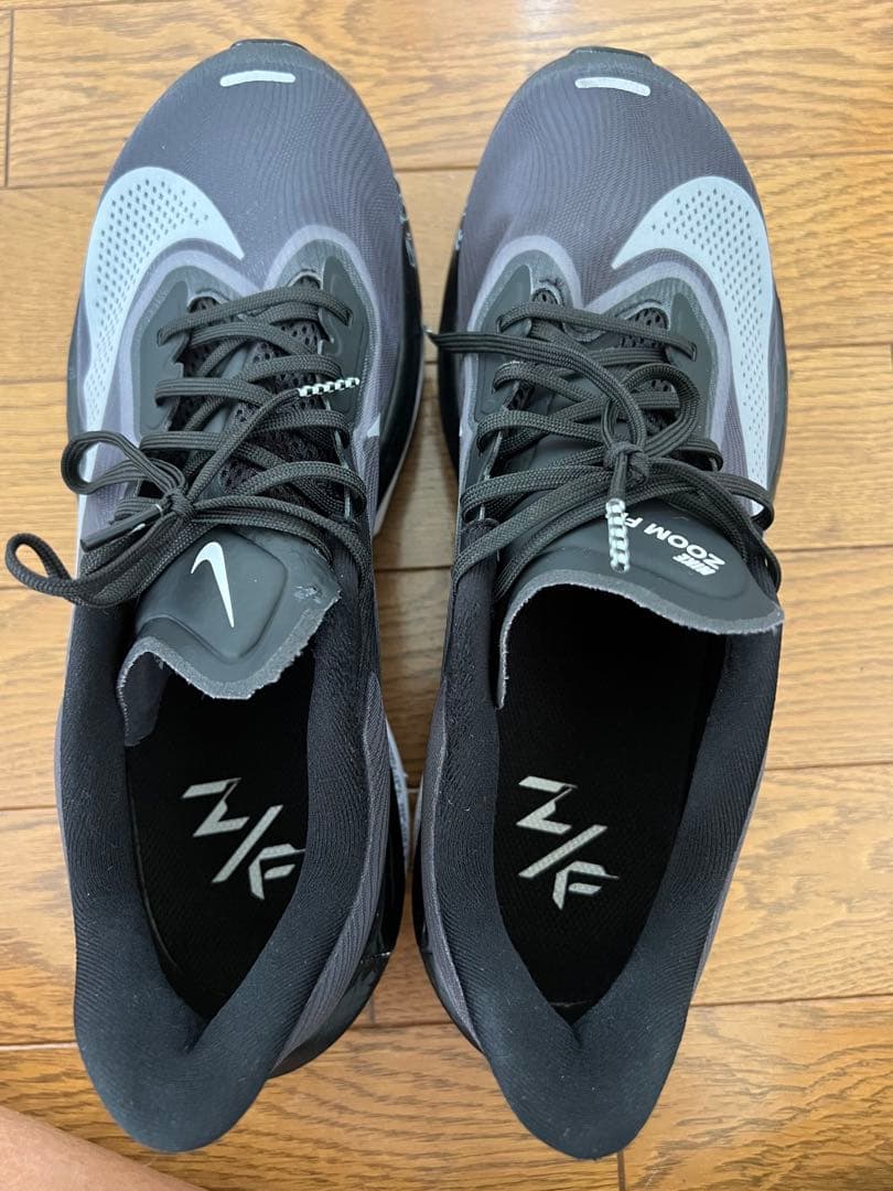 中古美品】ナイキ ズーム フライ 6 （ブラック）28.0の通販はau PAY