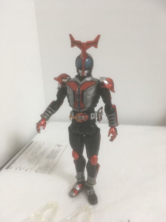 S.H.フィギュアーツ　真骨彫　仮面ライダーカブト　ハイパーフォーム CLUB TAMASHII MEMBERS 会員サイト