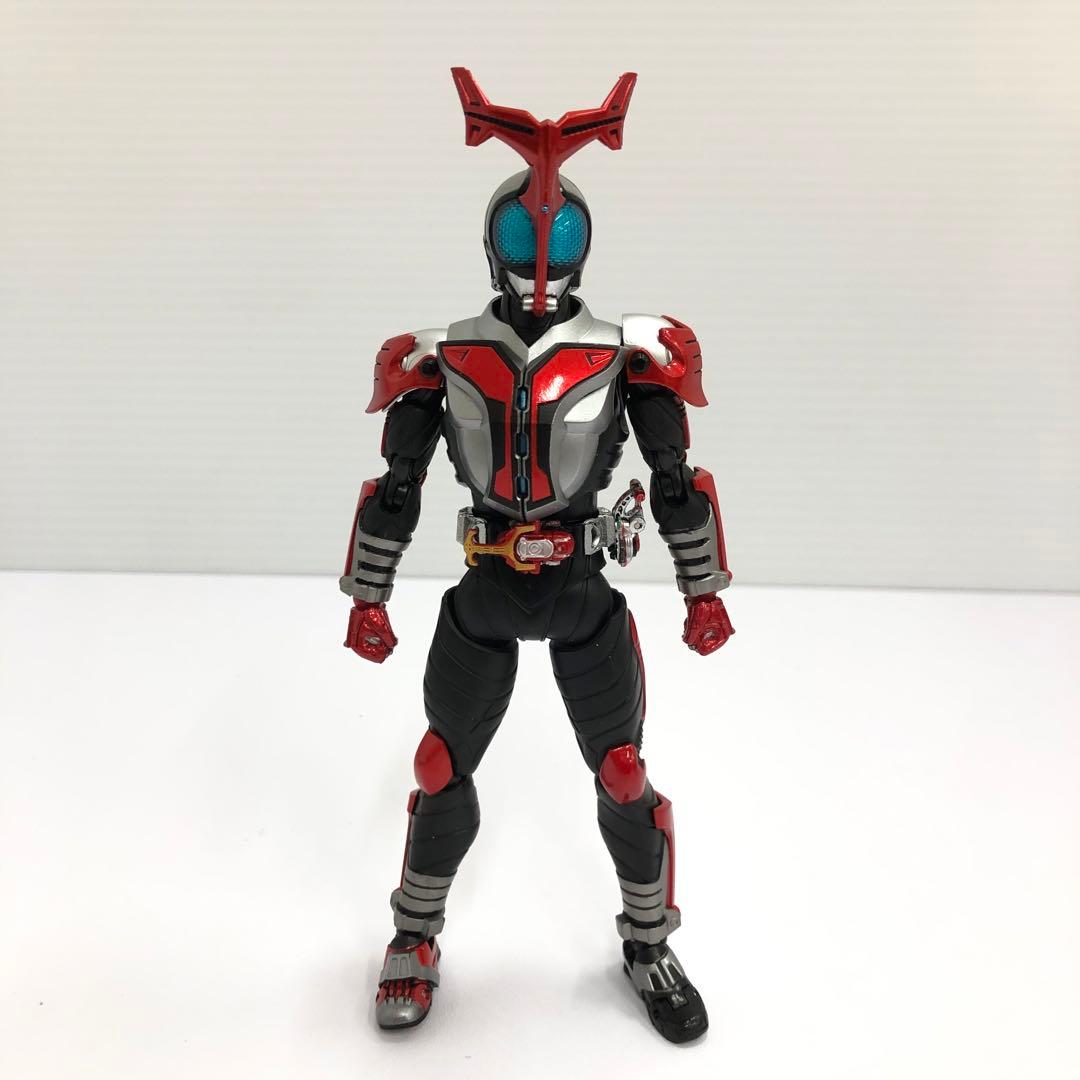 kntoy61-2131 S.H.Figuarts 仮面ライダーカブト