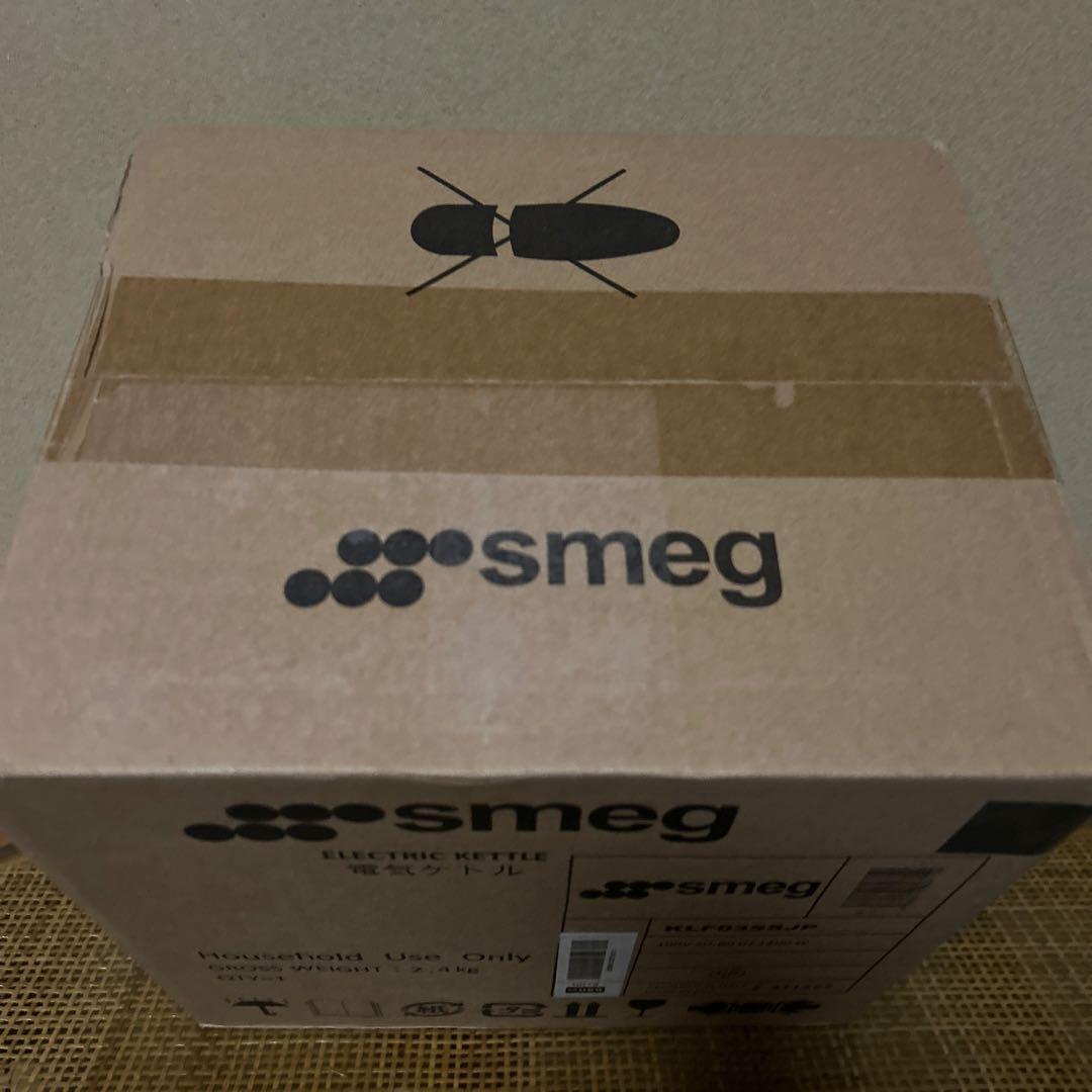 SMEG スメッグ 電気ケトル (1.7L) (シルバー)
