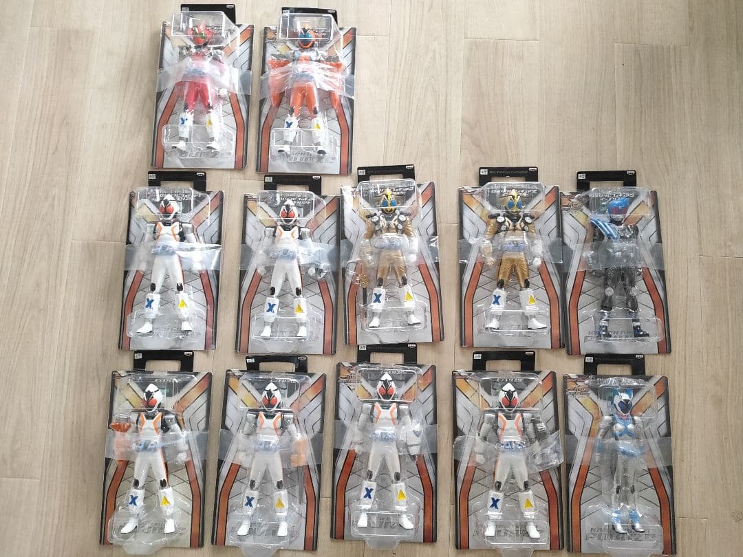仮面ライダーフォーゼ インブリスタービックサイズ非売品フィギュア 12体 Amazon.co.jp: 仮面ライダーフォーゼ DXソフビフィギュア2 イン