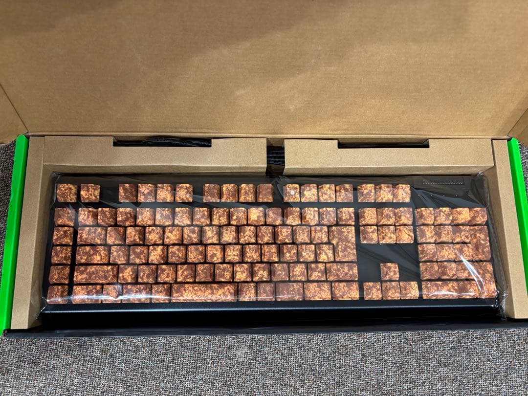 Razer BLACKWIDOW V4 X(カップヌードル 謎肉Edition)