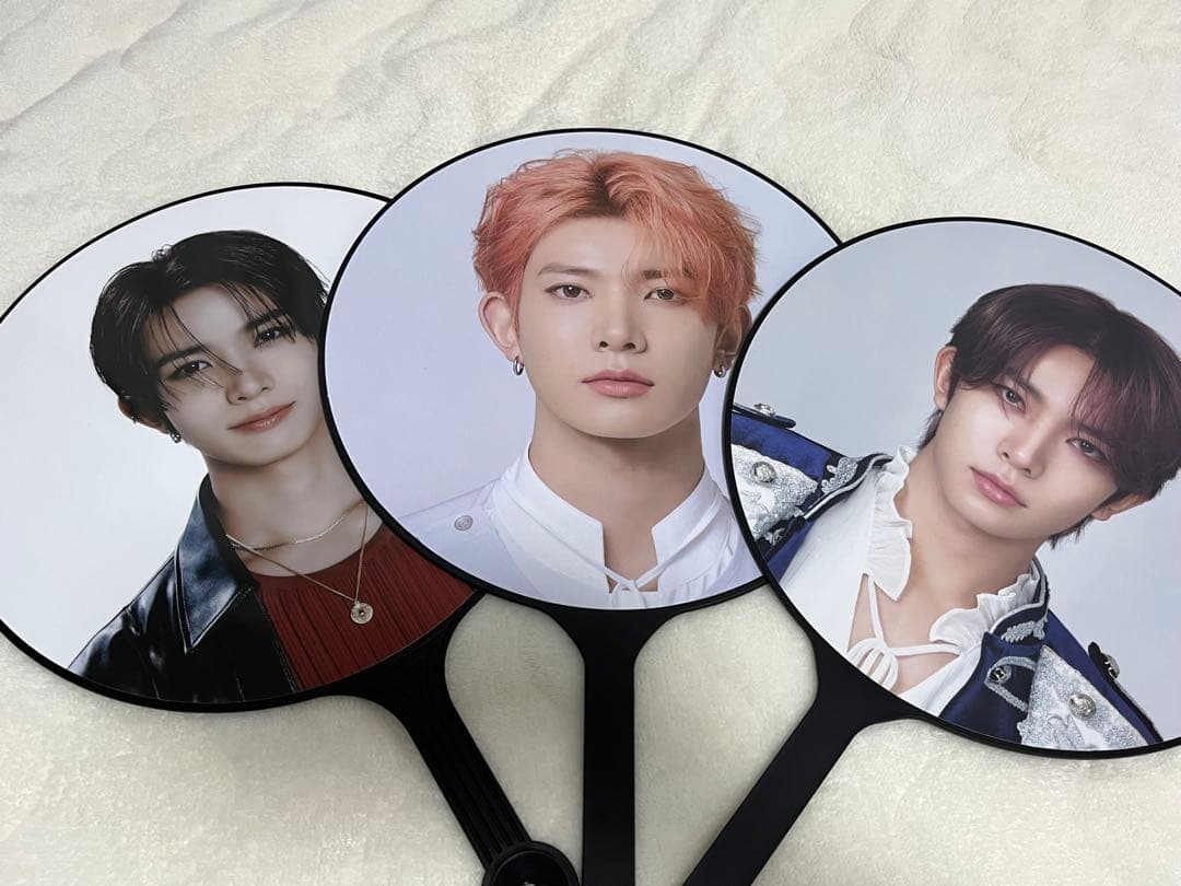 ヒスン　うちわ　まとめ売り 2026年最新】enhypen うちわ ヒスンの人気アイテム - メルカリ