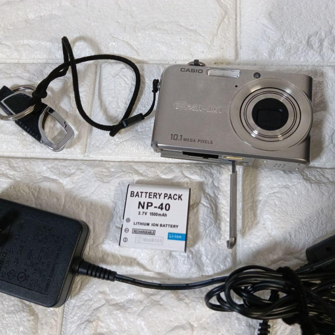 CASIO EX-Z1000 デジタルカメラ 10.1MP動作確認済み 充電器付 - メルカリ