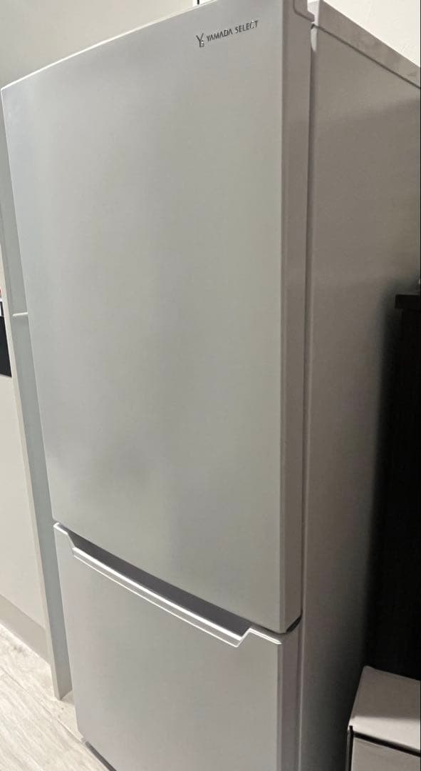 YAMADA SELECT 2ドア冷蔵庫 シルバー Amazon.co.jp: ヤマダオリジナル 2ドア冷凍冷蔵庫 (87L・右開き