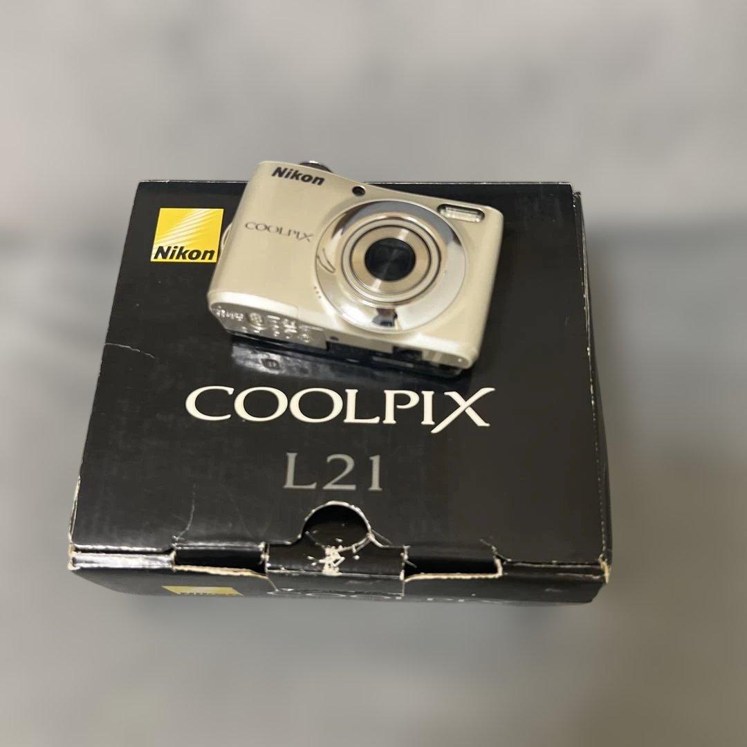 【訳あり動作品】Nikon COOLPIX L21 シルバー Nikon COOLPIX L21 箱 単三電池 シルバー コンデジ 動作品 - メルカリ