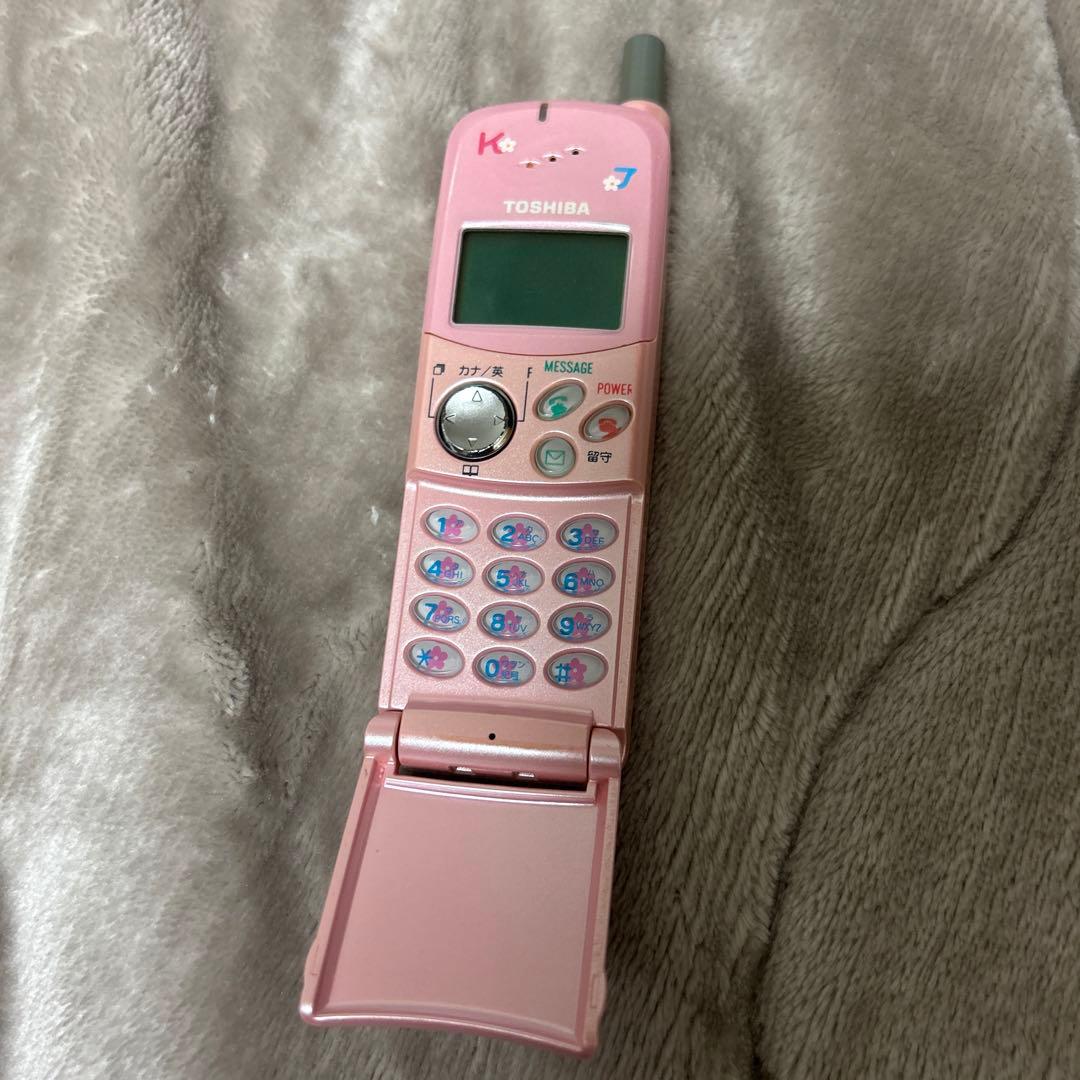 キティちゃん PHS ピンク - メルカリ