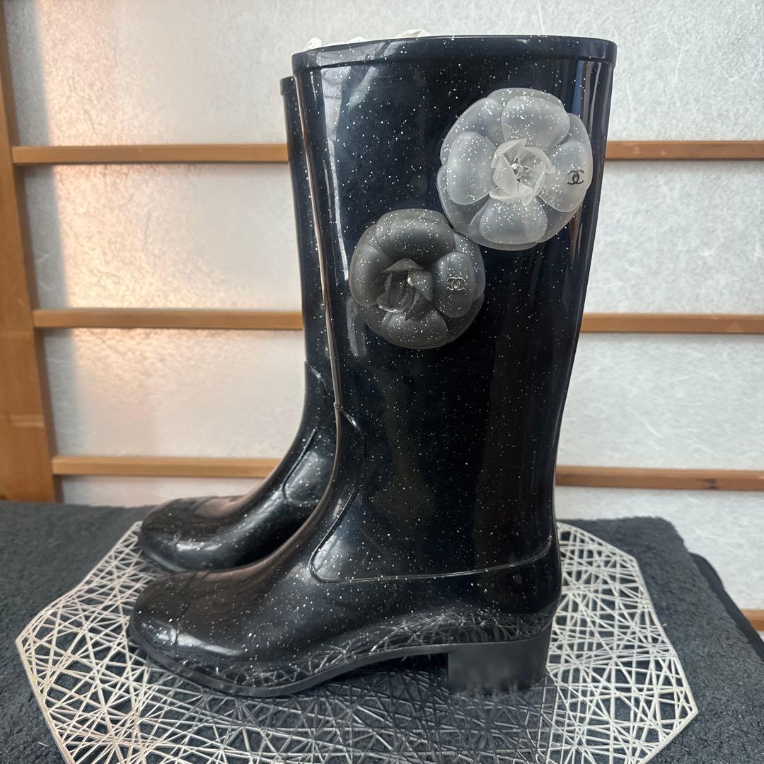 【正規品】希少 ラメ CHANEL 長靴 ブラック カメリア シャネル 38 正規品】希少 ラメ CHANEL 長靴 ブラック カメリア シャネル 38