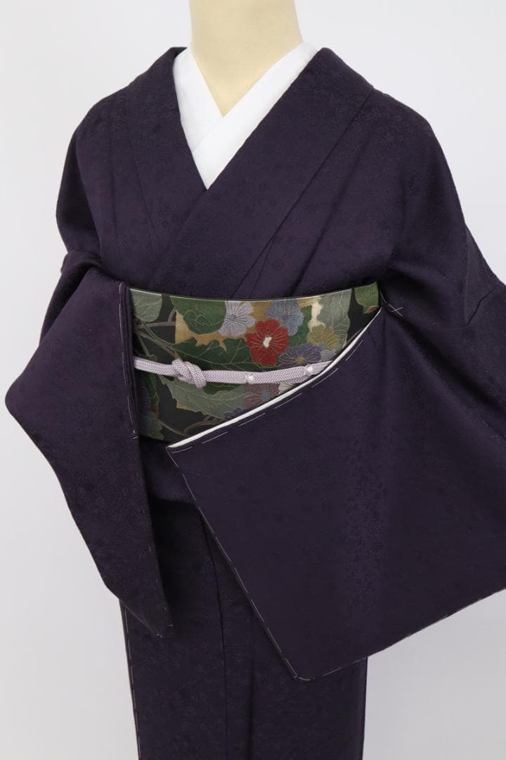 《長尺■上質＊色無地◆黒紅色■無紋◆植物地模様入り■袷正絹着物◆IP12-5》