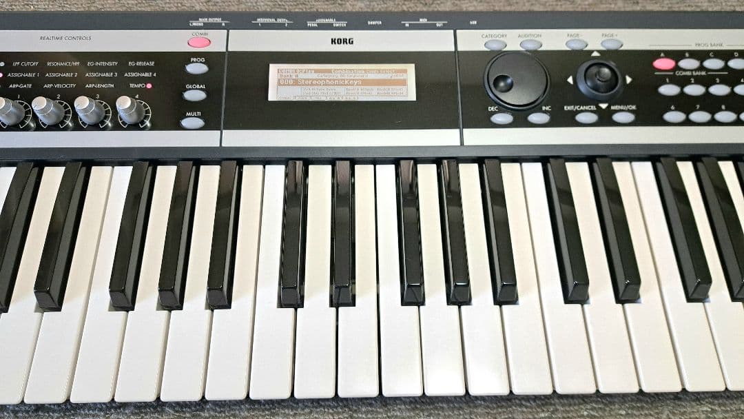 美品】KORG X50 シンセサイザー 61鍵盤（ベロシティ対応） - メルカリ