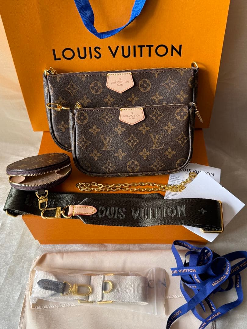 極美品 ミュルティポシェッ アクセソワール　モノグラム LOUIS VUITTON（ルイ・ヴィトン） 【値下げ交渉可】ルイヴィトン