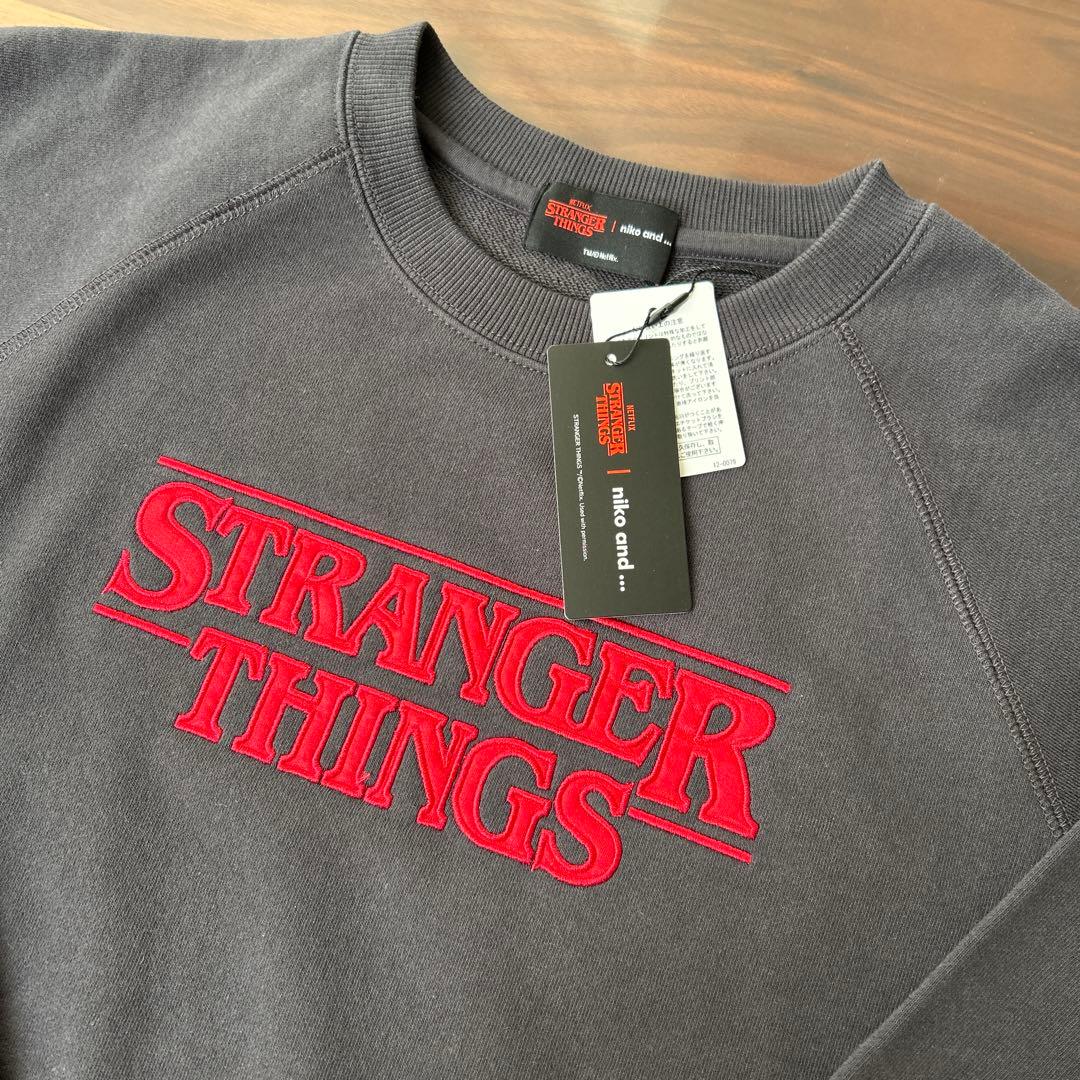 ストレンジャーシングス ニコアンド スウェットL - メルカリ