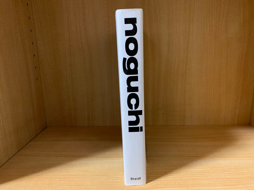 洋書: isamu noguchi a sculptor's world 希少 - メルカリ