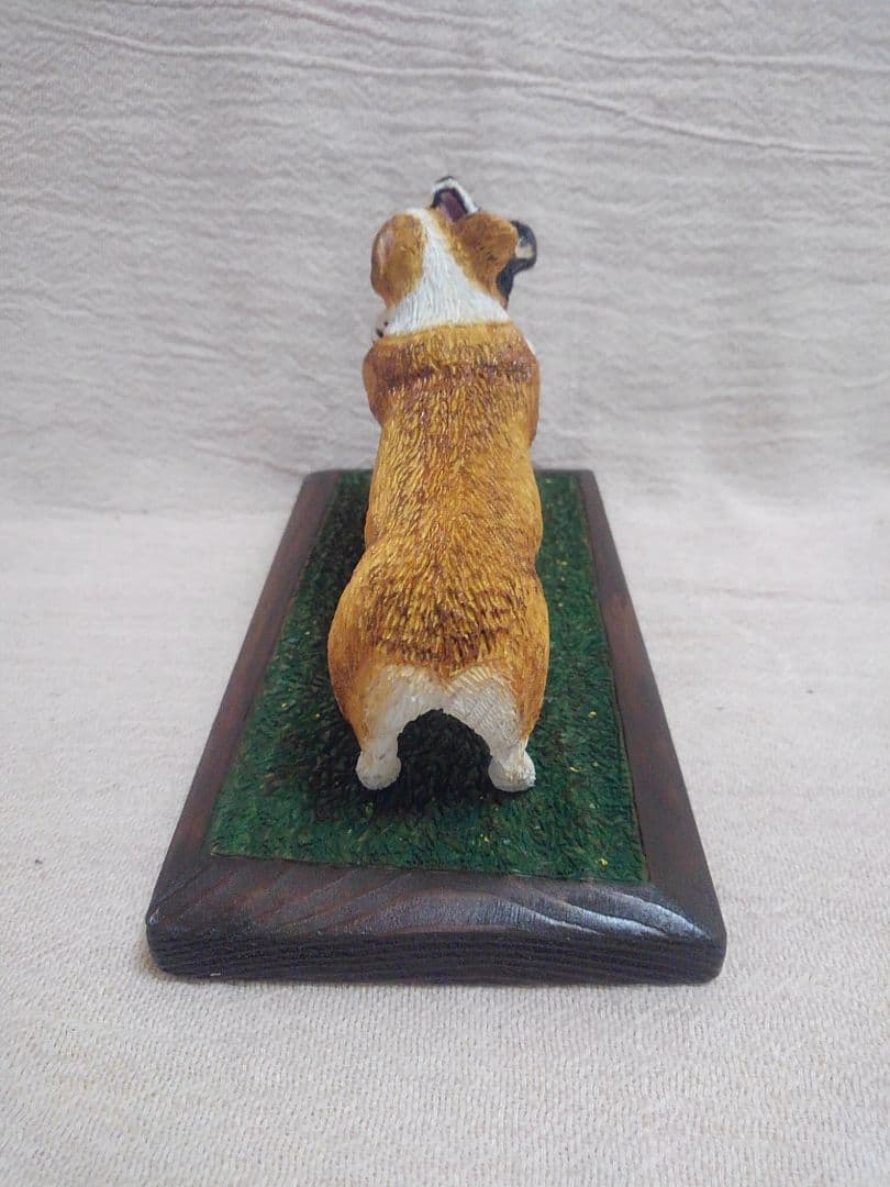 木彫りのコーギー こぎプロ編 - メルカリ