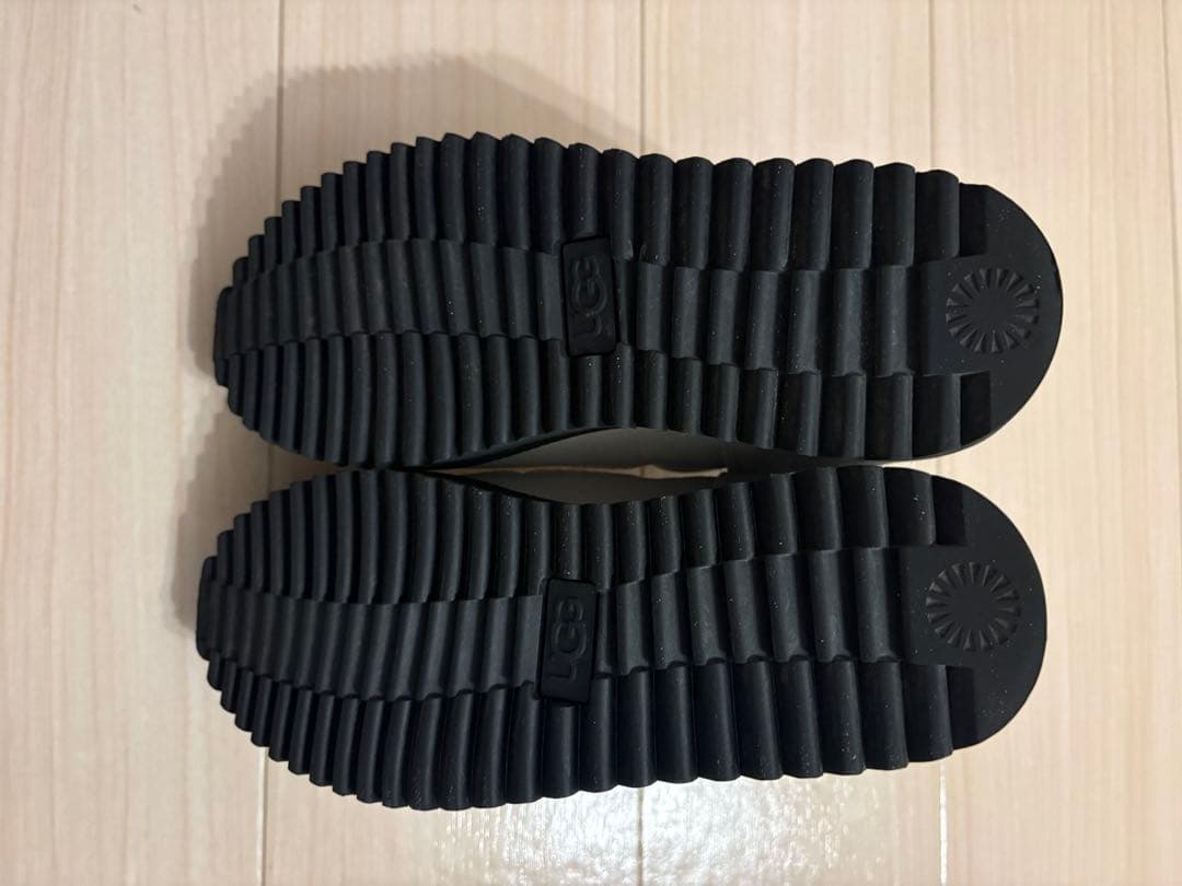 UGG W RIDGE MINI ブーツ 厚底 防水 DRY TECK - メルカリ