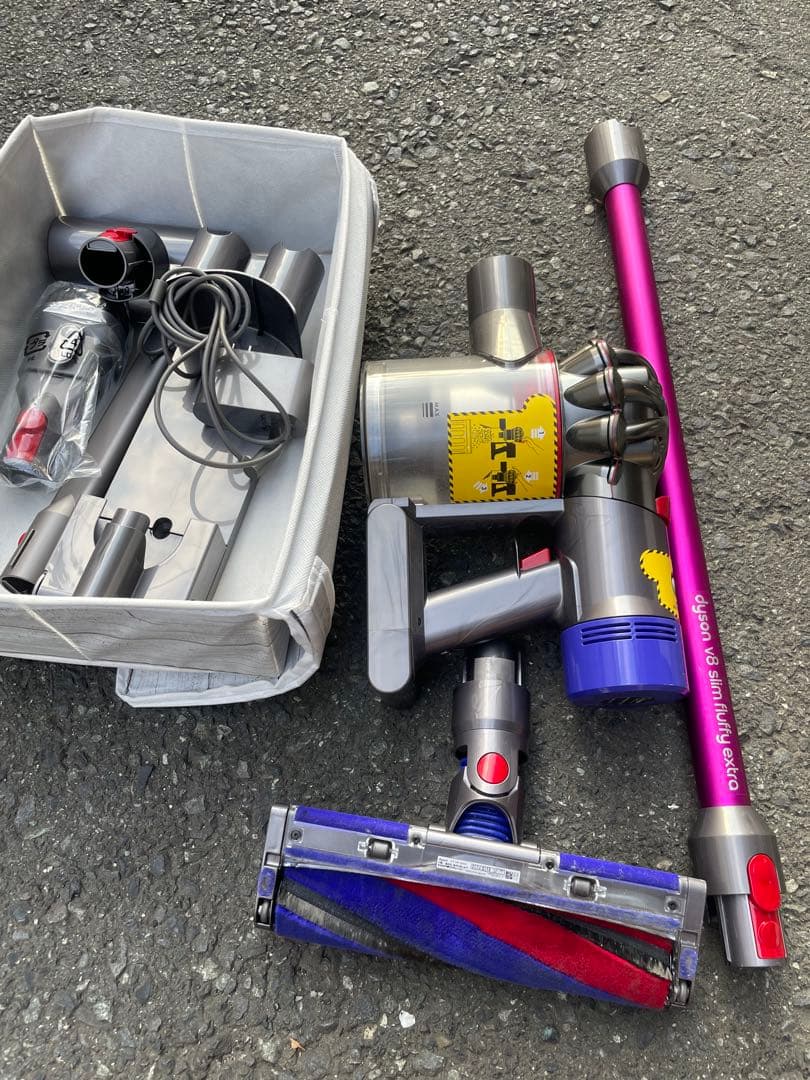 掃除機・クリーナー Dyson V8slim fluffy extra Dyson V8 Slim™ Fluffy Black (SV10K EXT BK) | 掃除機 |ダイソン公式