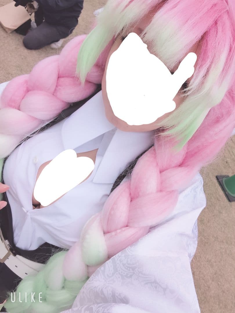 鬼滅の刃　甘露寺蜜璃　コスプレウィッグ 鬼滅の刃 鬼殺隊 恋柱 甘露寺蜜璃 コスプレウィッグ｜cosonsenコスプレ通販