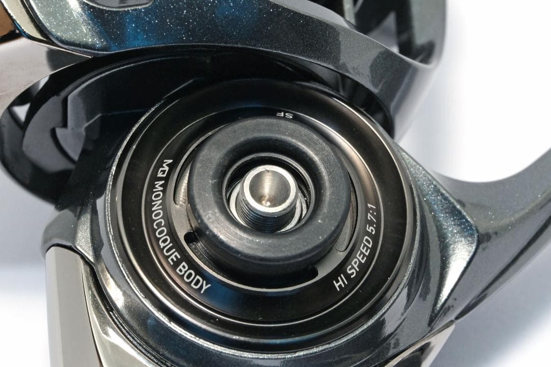 u*7様 ルビアス ST SF 2000SS-H LUVIAS ダイワ純正ベアリ - メルカリ