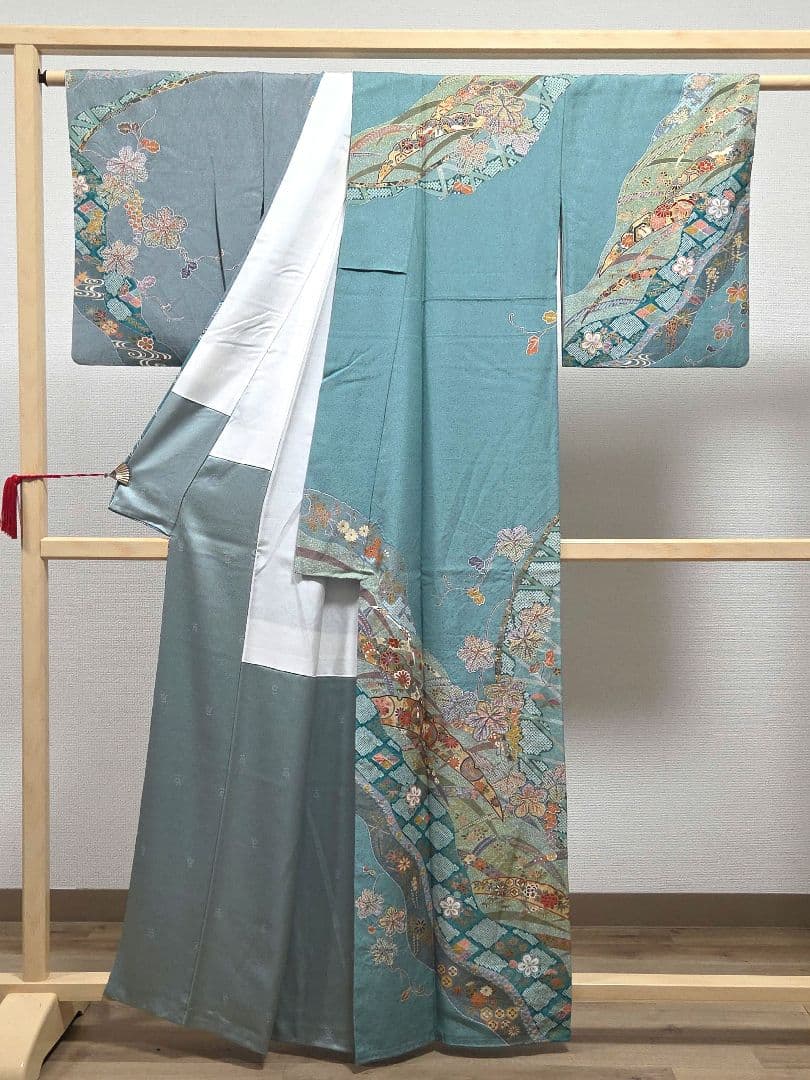 C◇着物くつろぎ 吉祥文様 金彩 宝尽し 雪輪 露草 袷 正絹 訪問着 着物