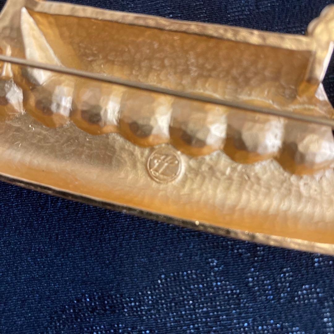 超希少デザイン ❤️カール・ラガーフェルド❤️ 龍頭鷁首風のブローチ