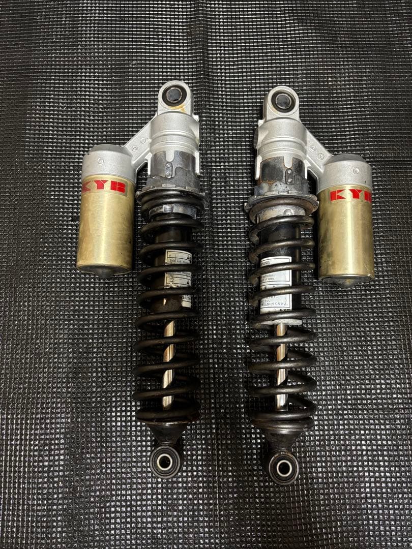 zrx400 カヤバ KYB 純正 リアショック リアサスペンション - メルカリ