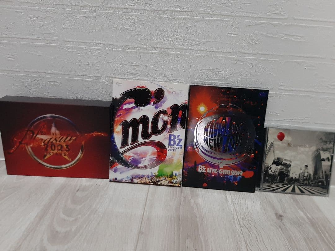 B'z DVDセット B'z ライブ DVD＆ブルーレイ『B'z LIVE-GYM Pleasure 2023 -STARS