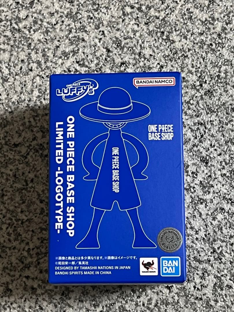 ワンピース ベースショップ 限定 LUFFY's LOGOTYPE ルフィズ - メルカリ