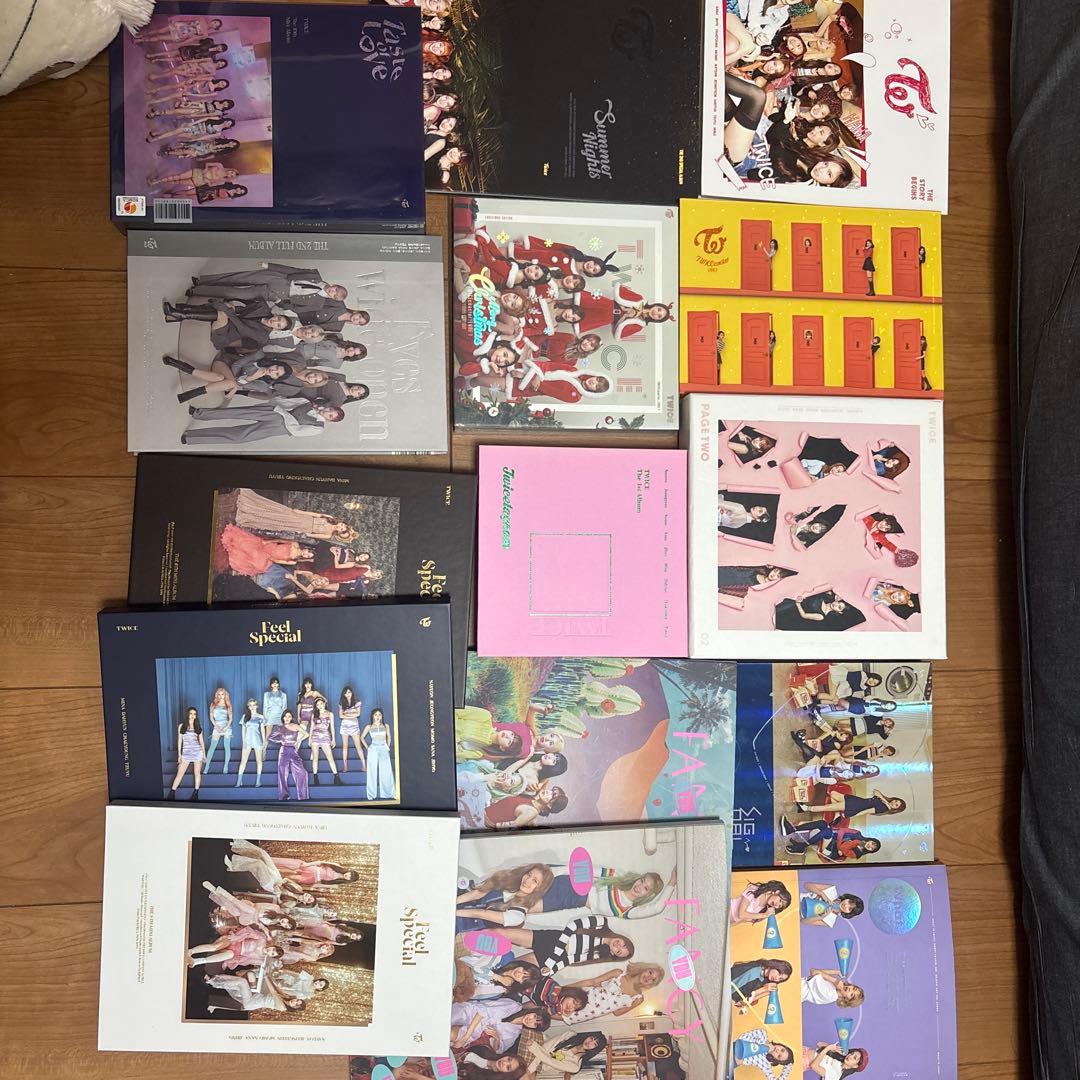 TWICE アルバム トレカ セット まとめ売り - メルカリ