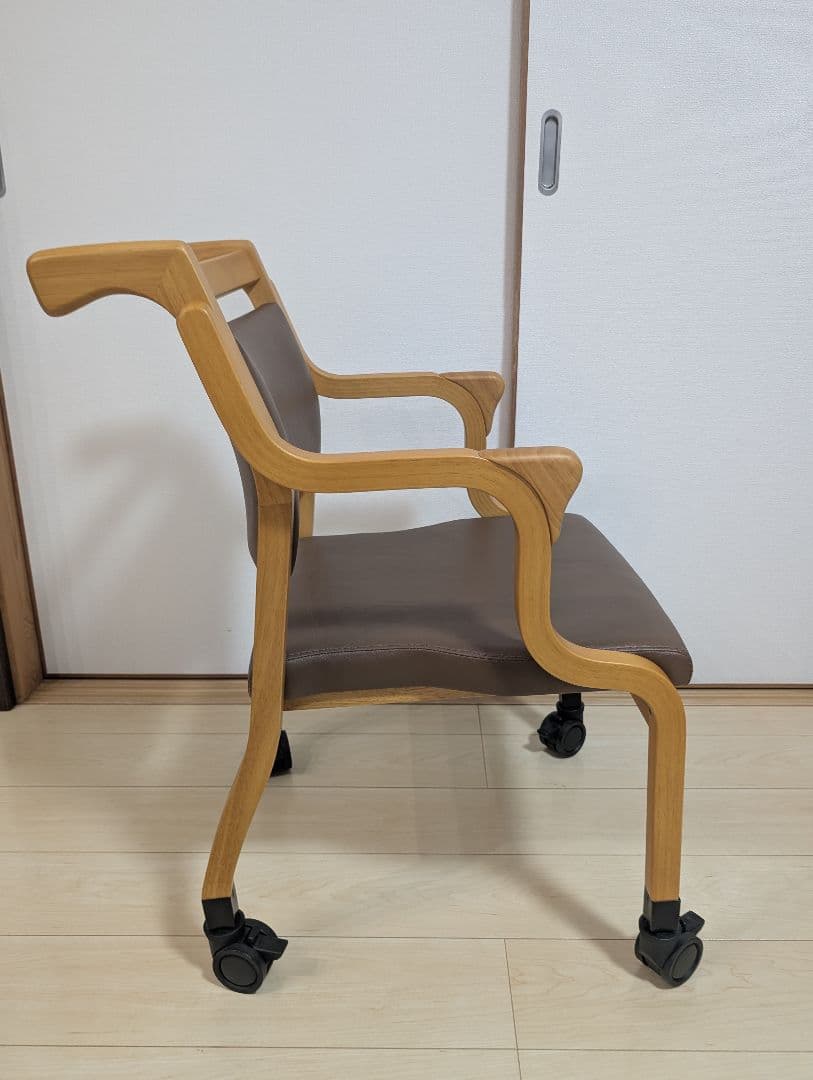 美品 貞苅椅子製作所 介護チェア Care-118-AC キャスター付 - メルカリ