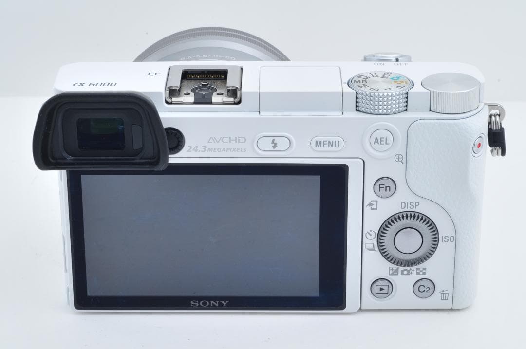 ソニー SONY ILCE-6000 16-50mm ≪シャッター5700回≫