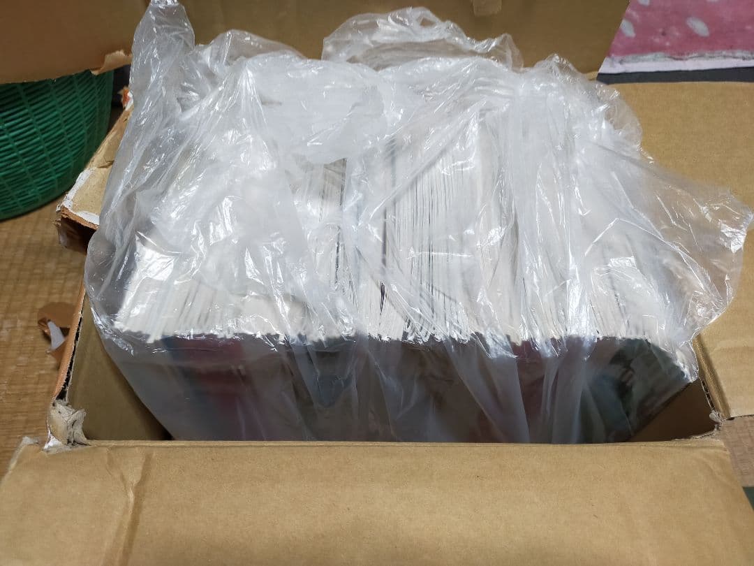 20世紀の思い出深い出来事を1冊ずつにまとめた100冊セット